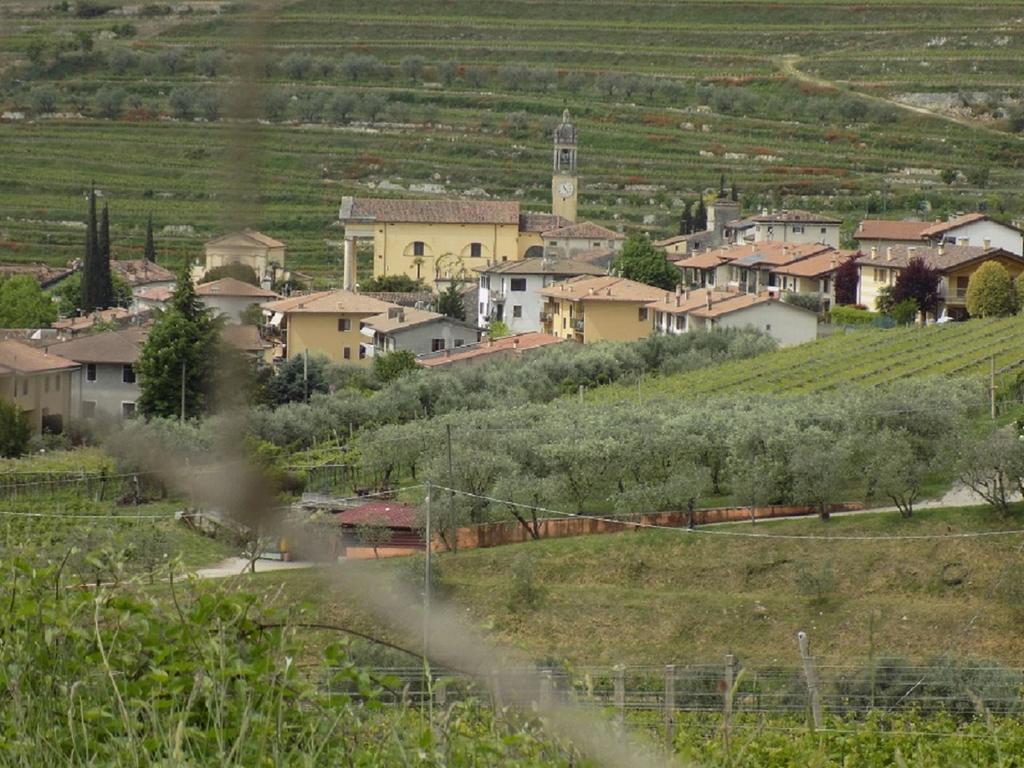 Bed and Breakfast Due Archi SantʼAmbrogio di Valpolicella Exterior foto